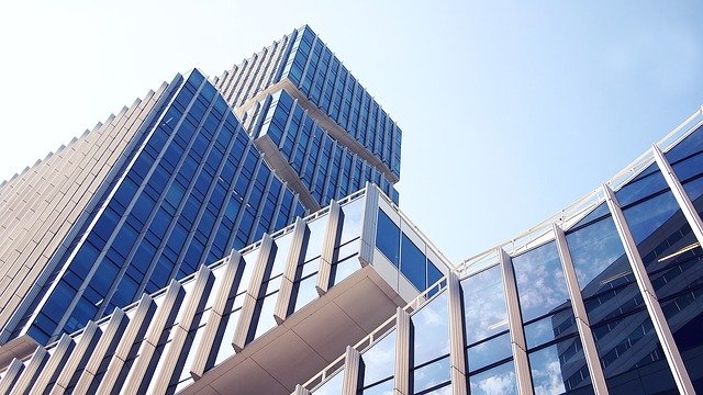 vue de buildings administratifs